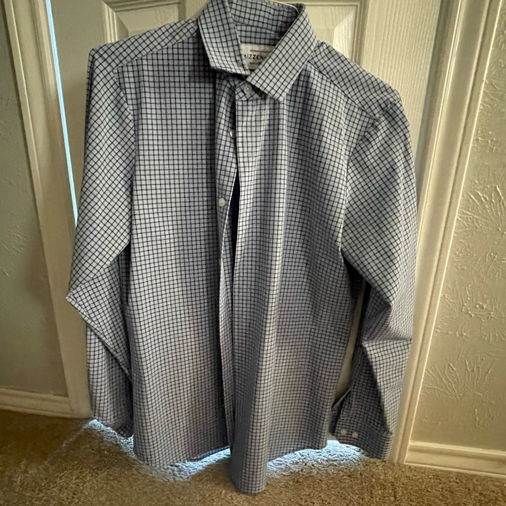 Mizzen and mail mens button down
